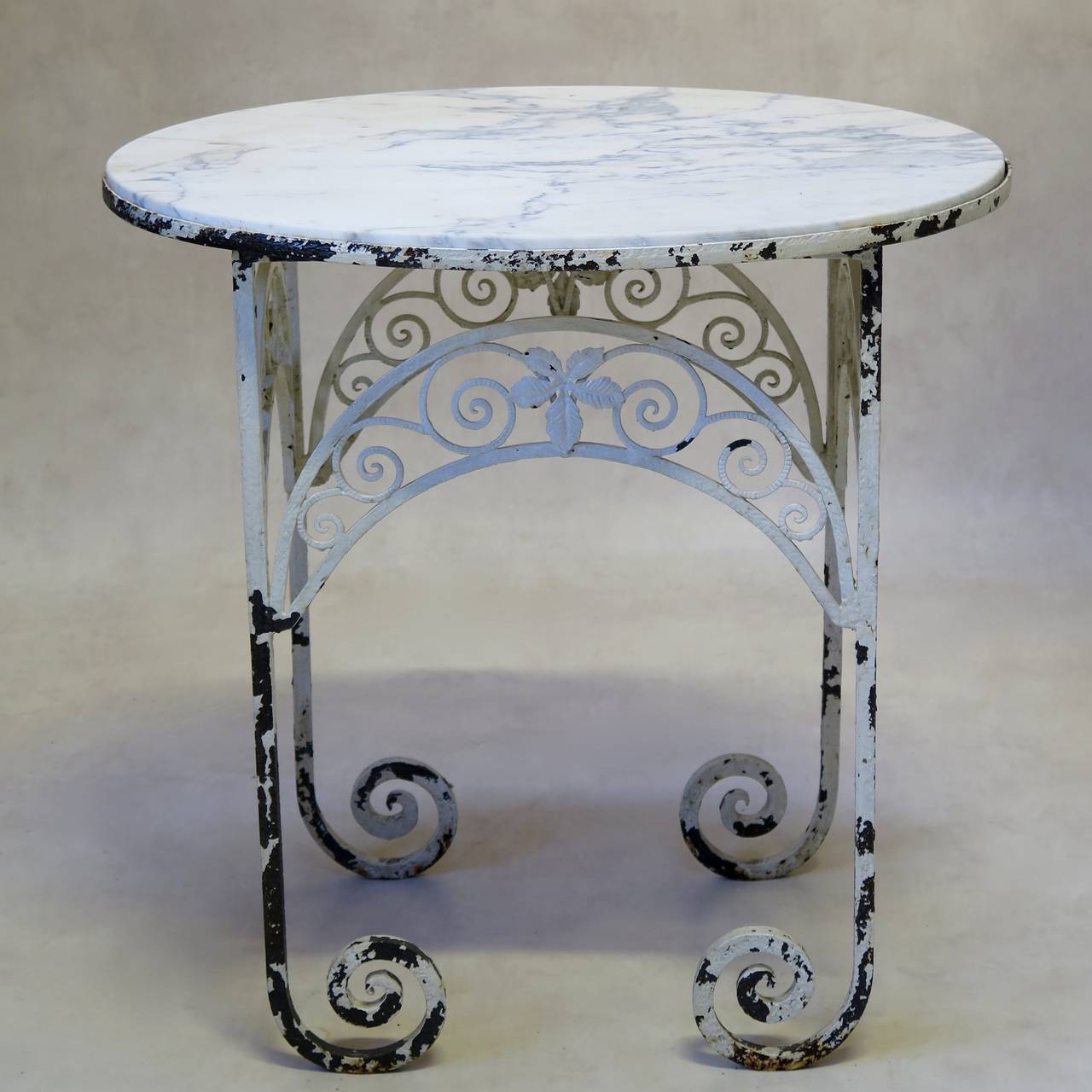 French Oval Art Deco Wrought Iron and Marble Side Table, France, circa 1920s
