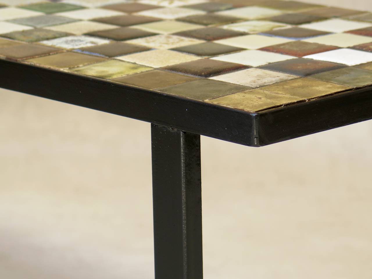 Low Tiled-Top Coffee Table - France, 1950s In Good Condition In Isle Sur La Sorgue, Vaucluse