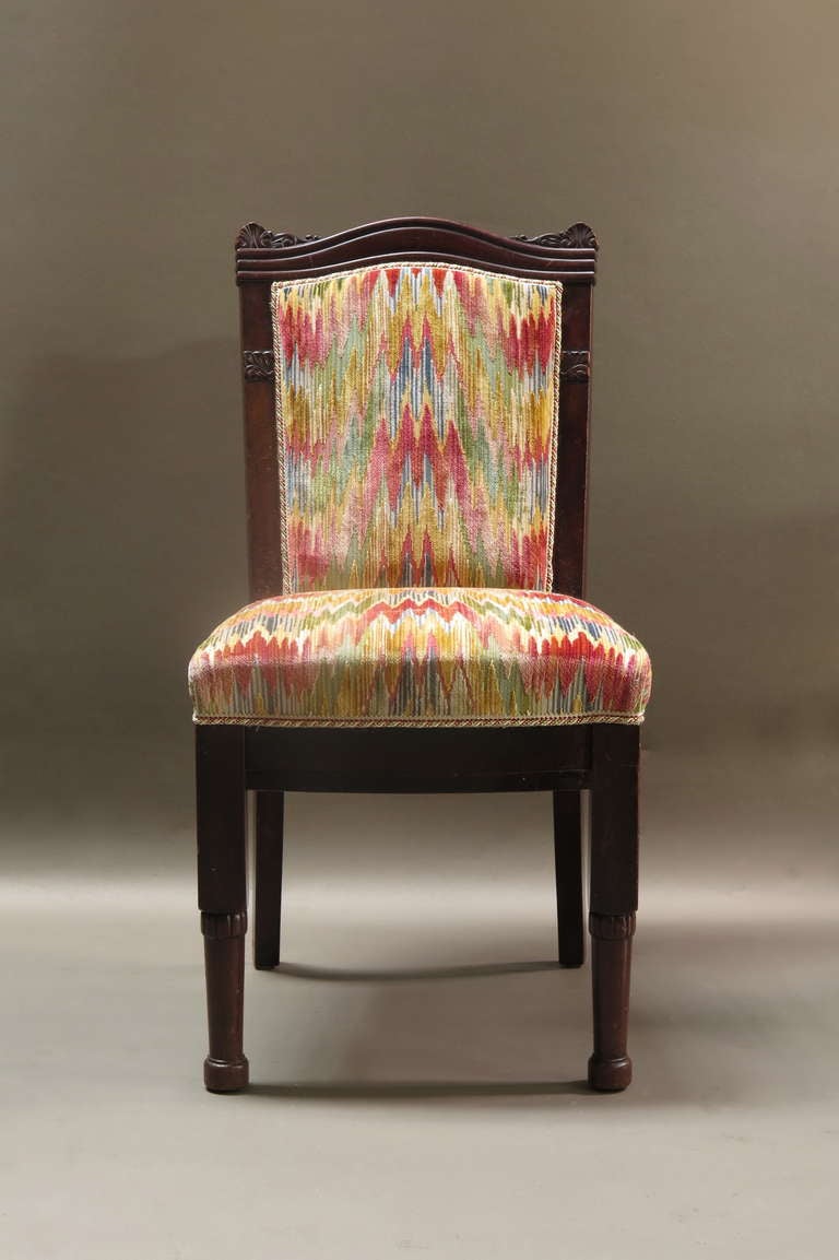 Four-Piece Living-Room Set Upholstered in Velvet Ikat, 19th Century For Sale 4