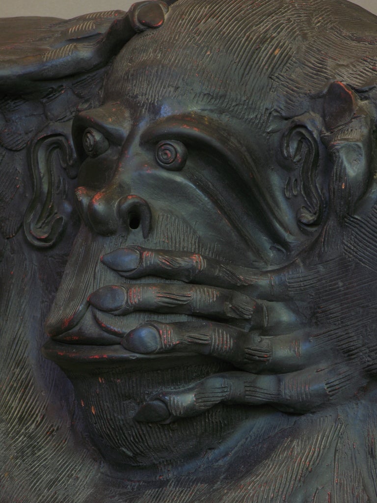 20ième siècle Grande sculpture de Gorilla en terre cuite en vente
