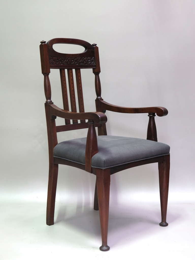 Arts and Crafts Pair of Arts & Crafts Armchairs - England, Late 19th Century For Sale