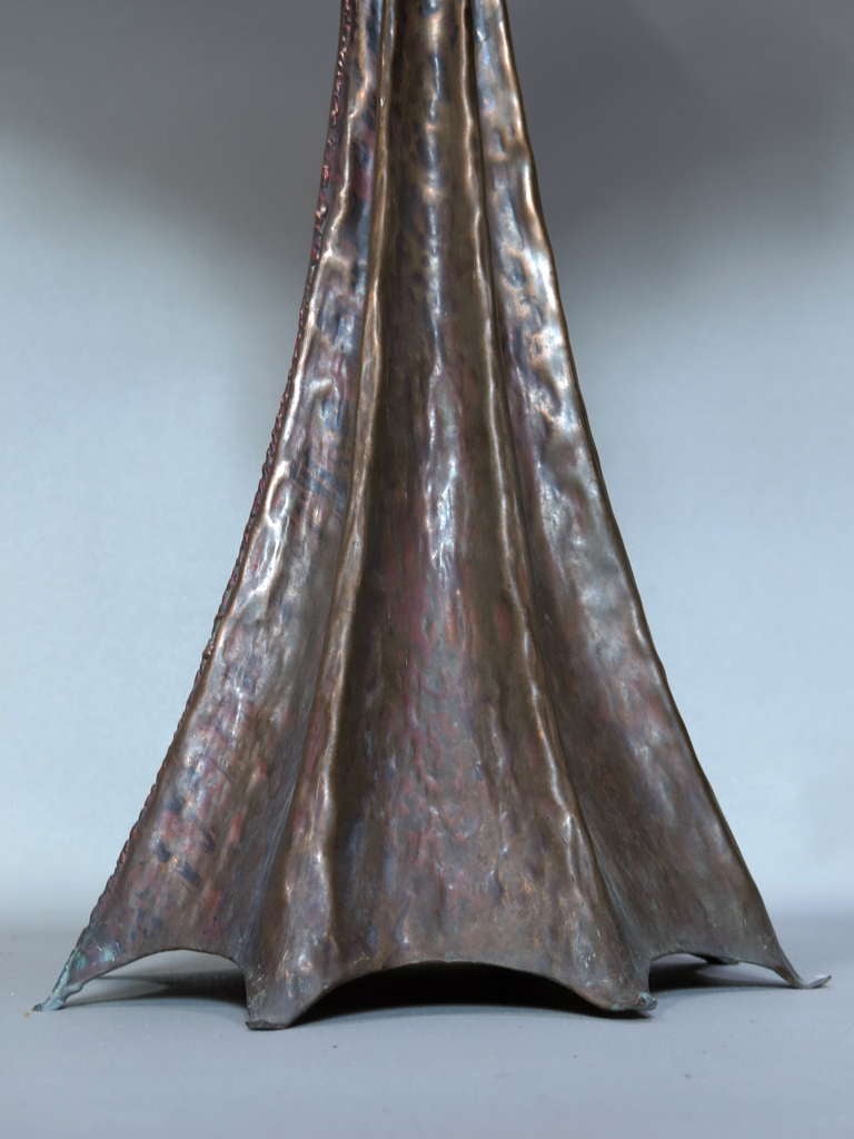 Superb Hammered Copper Vessel - France, Early 20th Century For Sale 5