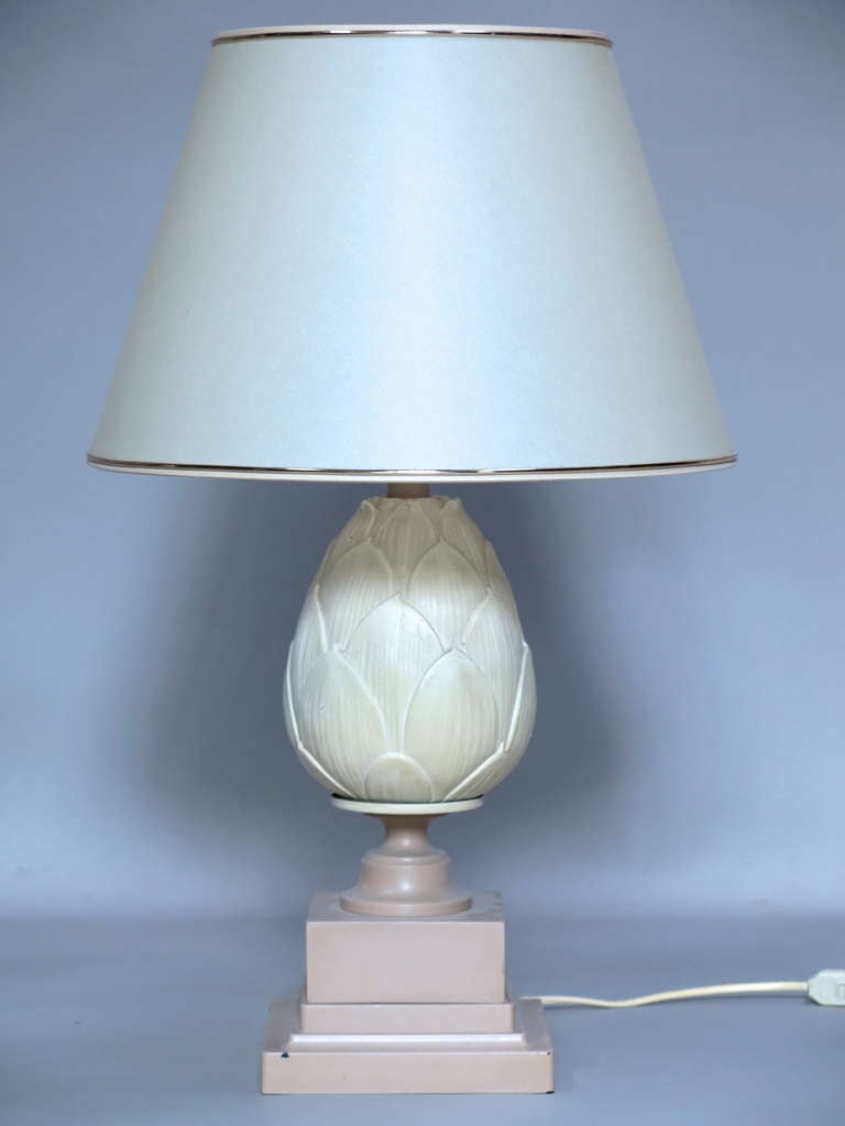 Pair of table lamps with painted metal bases, representing an artichoke on a square pedestal.

Shades not included.