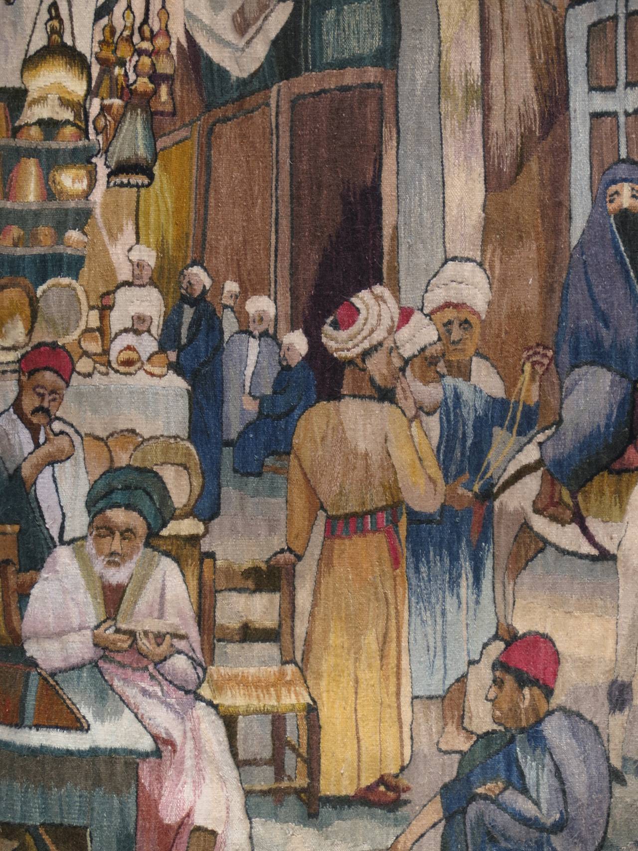 Orientalischer Wandteppich, der eine Straßen- oder Souk-Szene darstellt im Zustand „Hervorragend“ im Angebot in Isle Sur La Sorgue, Vaucluse