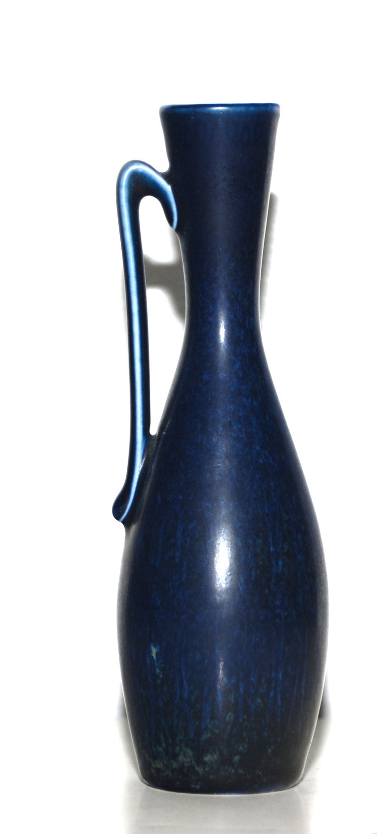 Stoneware vase by Gunnar Nylund for Rostrand, Sweden.
Signed: GN Sweden NSZ