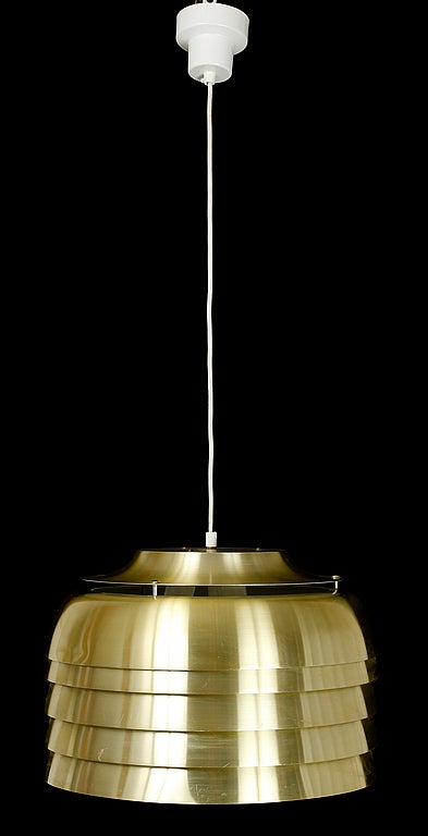 A pendant by Hans-Agne Jakobsson for AB Markaryd, Sweden.
Measures: Shade high 13.75