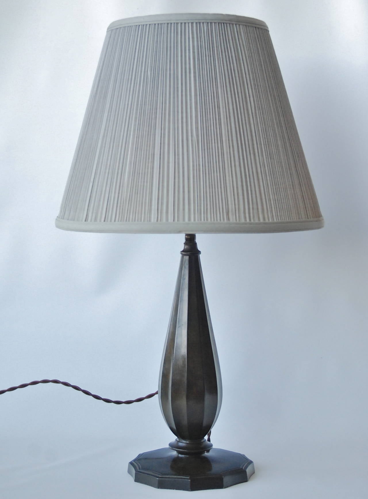 A table lamp by Just Andersen. Denmark, circa 1930s.
Marked by manufacturer. H-24