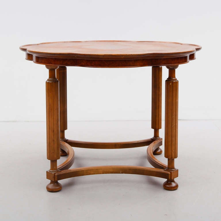 A coffee or side table, probably Sweden, circa 1930th.
The table top veneered with burl maple.
Measures: H 23.5