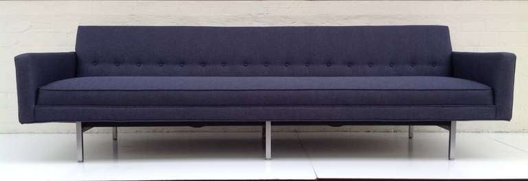 Large early 8ft George Nelson for Herman Miller model 0693 sofa.
Newly reupholstered in a navy blue fabric.
