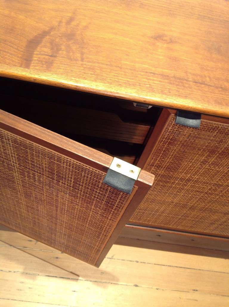 Early Florence Knoll Credenza from the 1950s 2