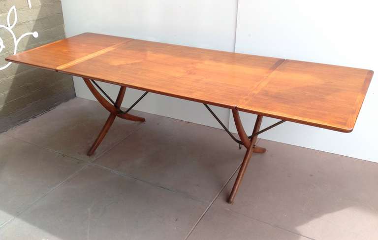 Hans Wegner Drop Leaf Dining Table Circa 1950s In Excellent Condition In Palm Springs, CA