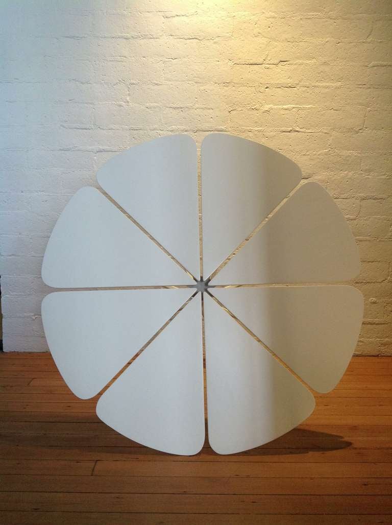 Mid-20th Century Richard Schultz Petal Dining Table