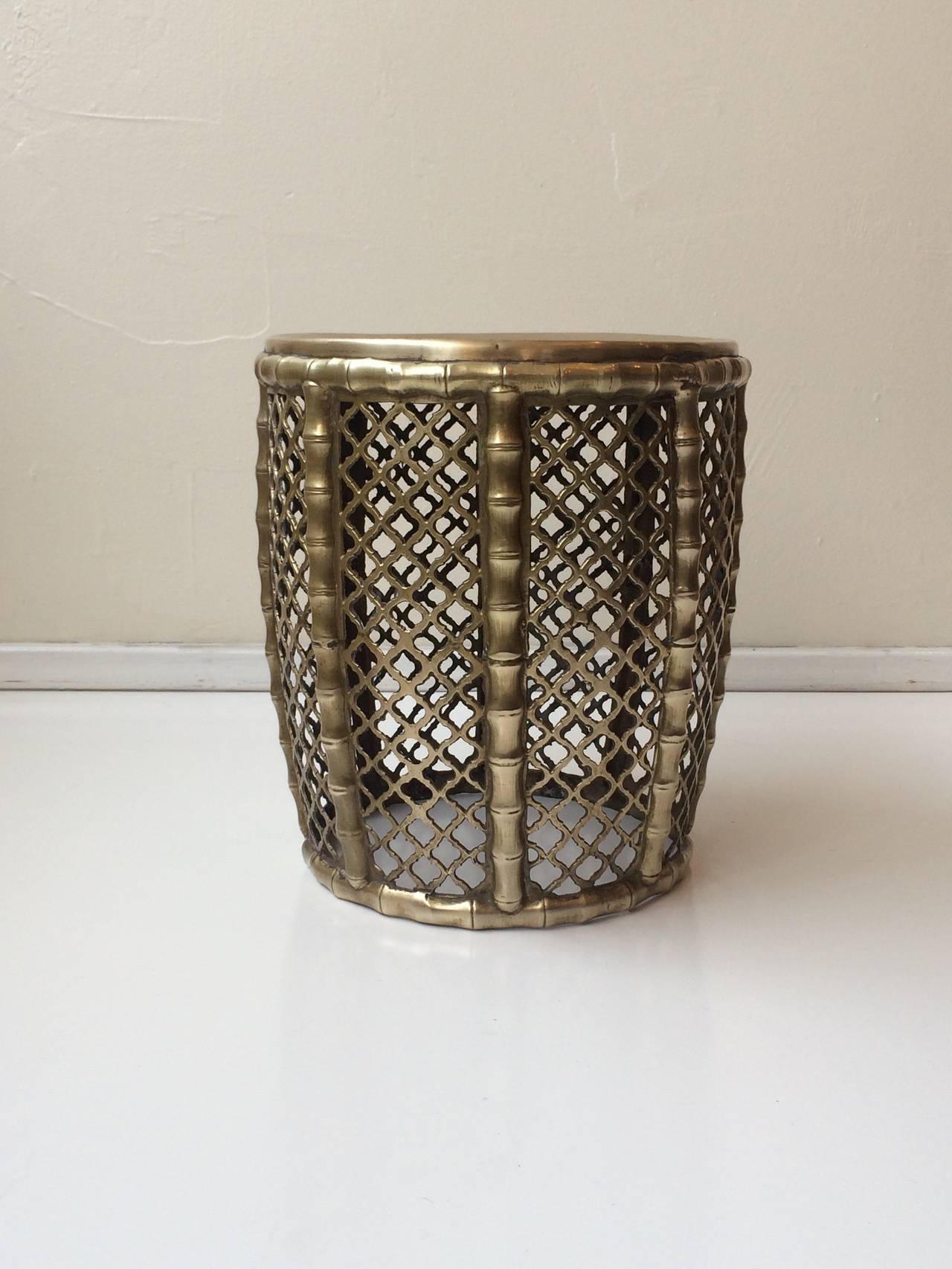 An attractive brass drum table or stool.
Made of heavy brass.
circa 1970s.
