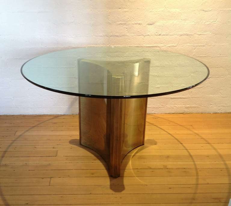 Mid-20th Century Mastercraft Triangulate Pedestal Brass Base Dining Table