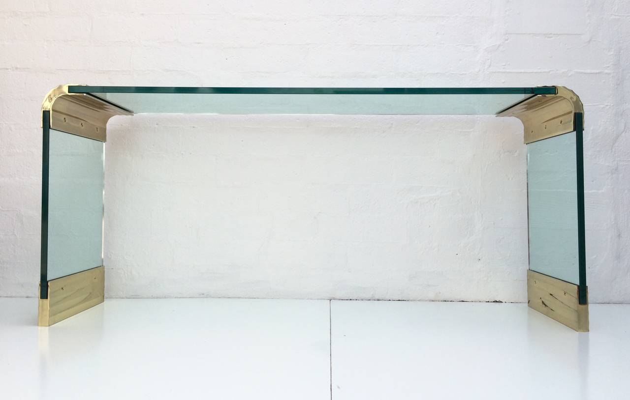 Mid-Century Modern Scalloped Brass Console Table by Leon Rosen for Pace Collection