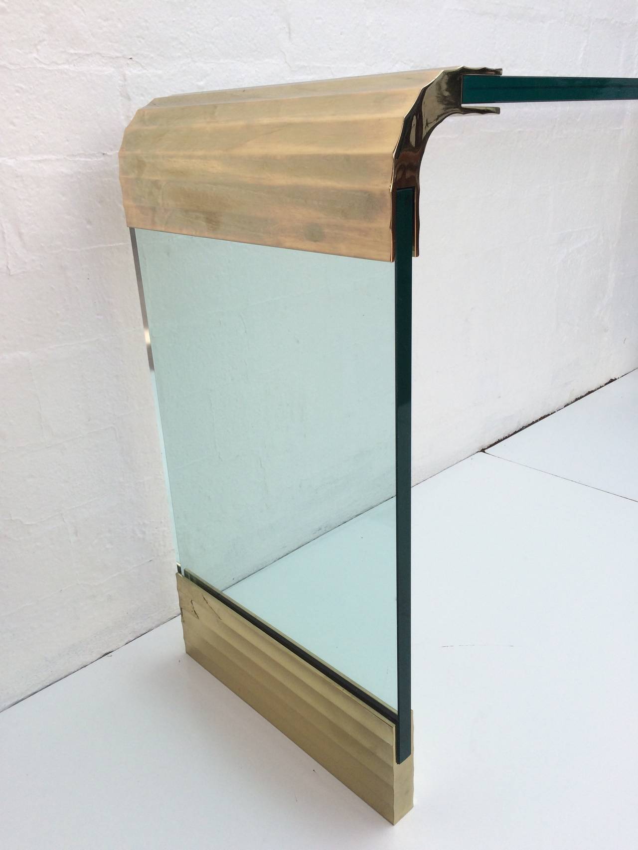 American Scalloped Brass Console Table by Leon Rosen for Pace Collection