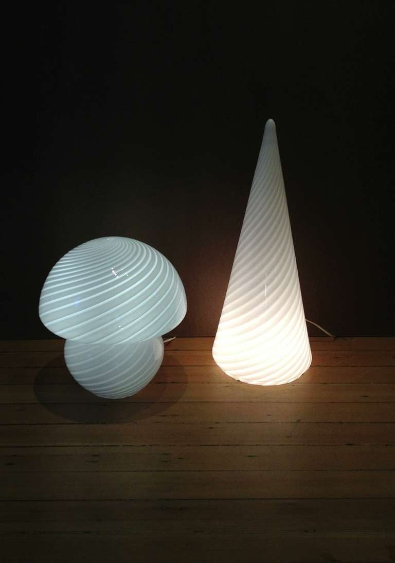 Mid-Century Modern Murano Cone Table Lamp By Vistosi