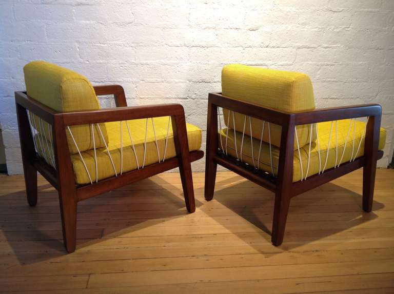 Mid-Century Modern Pair of Lounge Chairs Designed by Edward Wormley