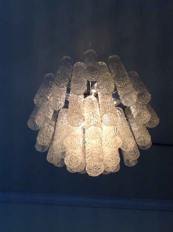 Murano Tubular Glass Chandelier by Venini
Italy
1960s
A vintage chandelier by Venini composed of clear murano glass 