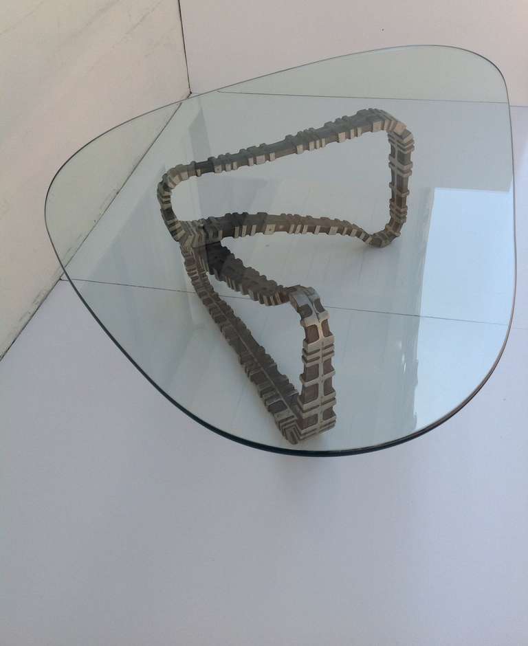 Sculptural Aluminum & Glass Coffee/Cocktail Table In Excellent Condition For Sale In Palm Springs, CA