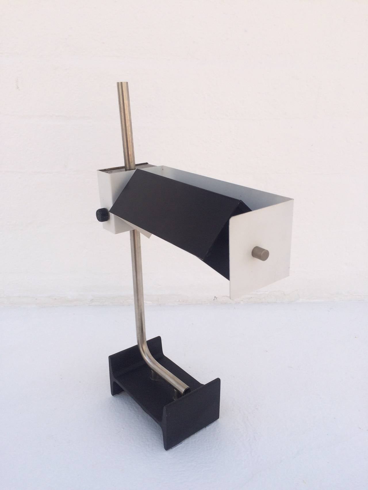 Milieu du XXe siècle Lampe de bureau italienne par Studio Reggiani en vente