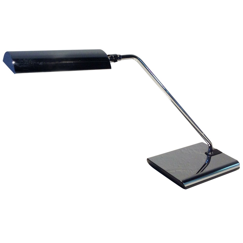 Koch 
Lowy Desk Lamp