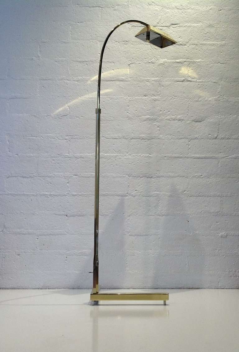 Polished Brass Casella Floor lamp In Excellent Condition In Palm Springs, CA