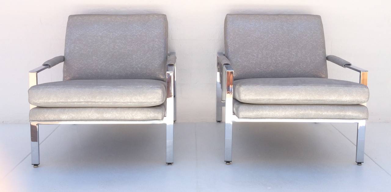 Late 20th Century Pair of Lounge Chairs Designed by Milo Baughman for Thayer Coggin