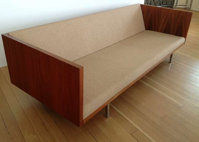 Milo Baughman Sofa In Excellent Condition In Palm Springs, CA
