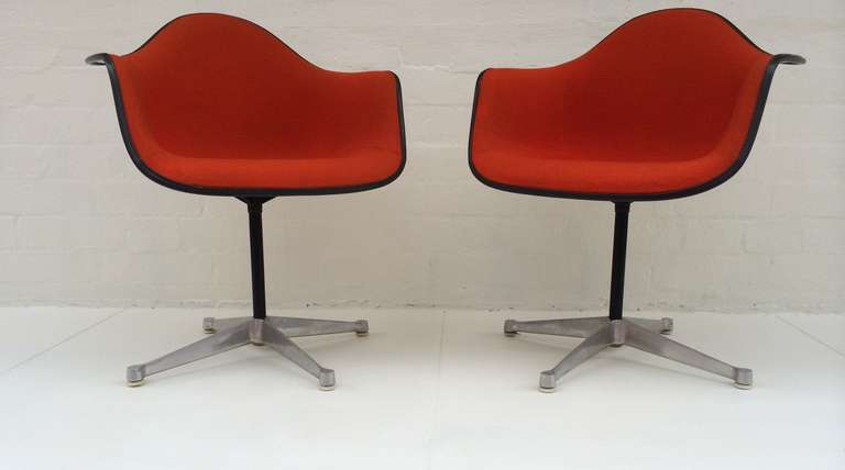 American Pair of Eames Upholstered Bucket Swivel Chairs for Herman Miller