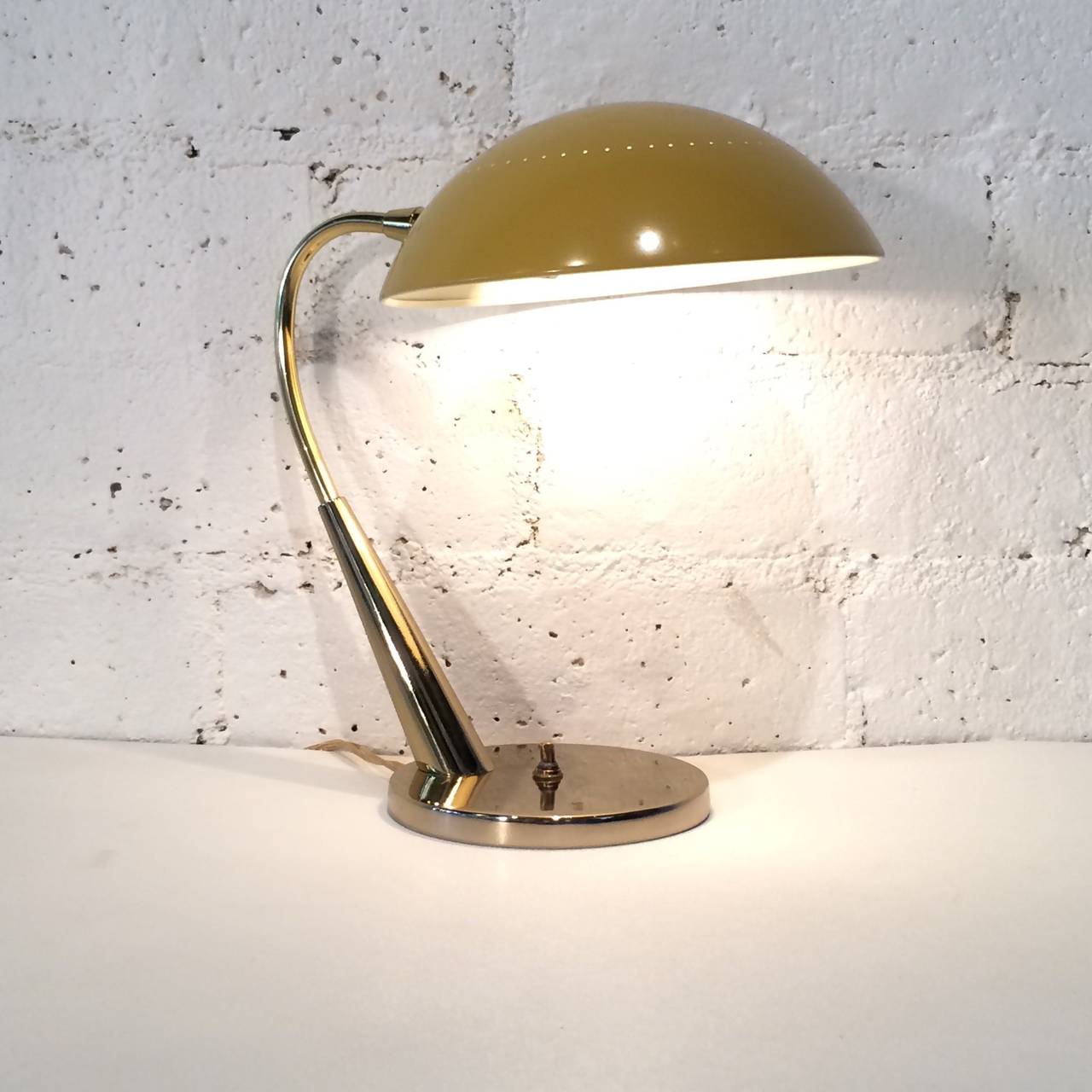Desk Lamp by Laurel Studios In Excellent Condition In Palm Springs, CA