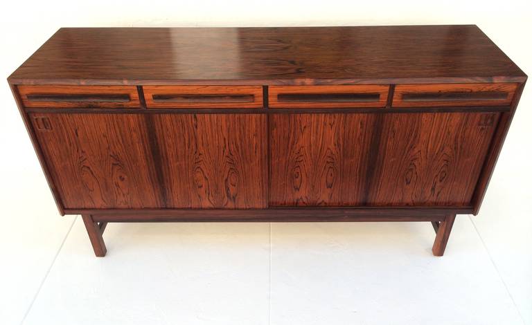 Stunning Rosewood Buffet In Excellent Condition In Palm Springs, CA