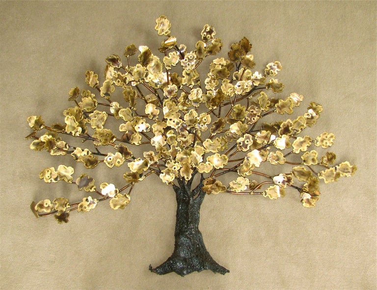 A large brass decorative and detailed metalwork oak tree or 