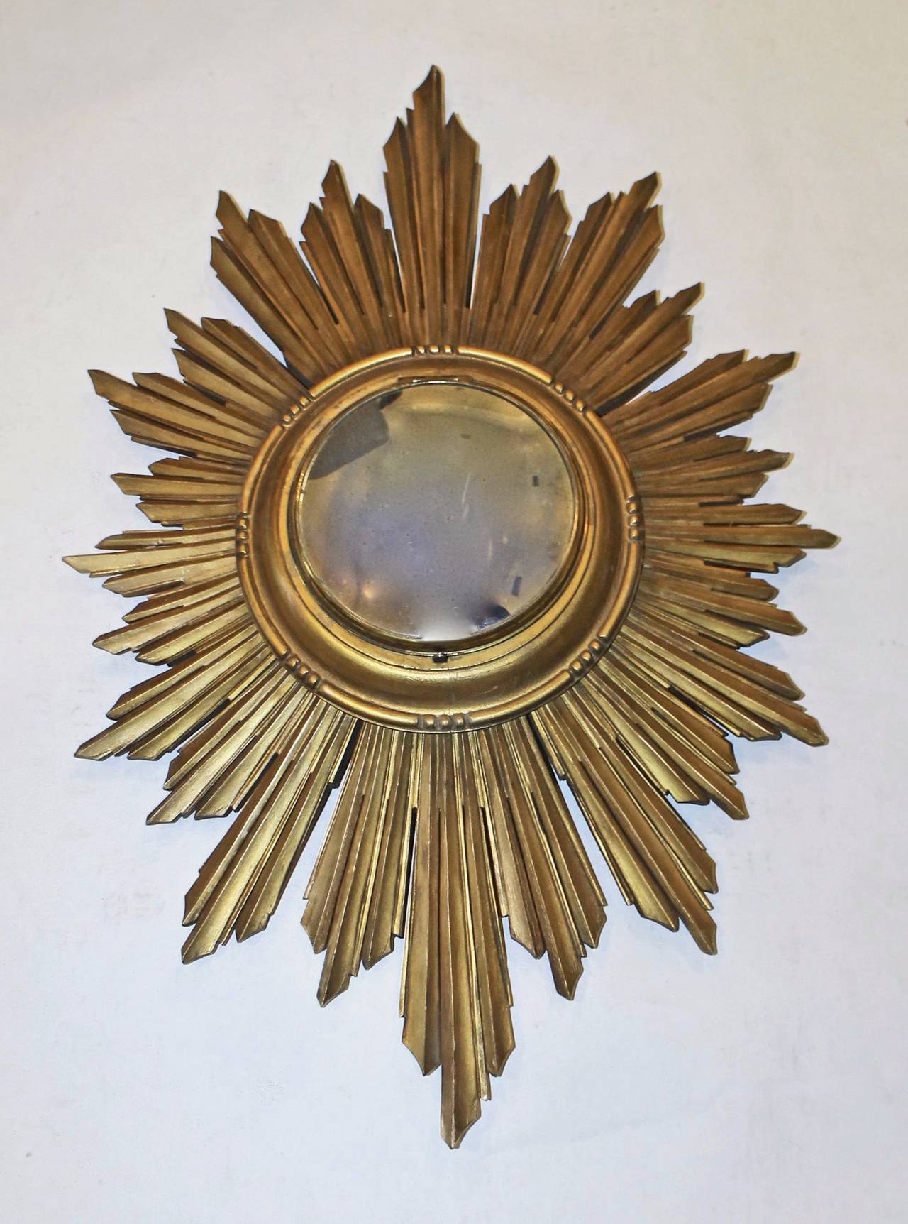Mid-20th Century French Soleil Sunburst Giltwood Carved Wall Mirror
