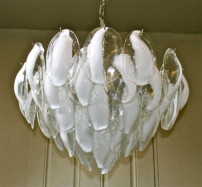 Large Murano La Murrina White Clear Glass Chandelier In Excellent Condition In Palm Springs, CA