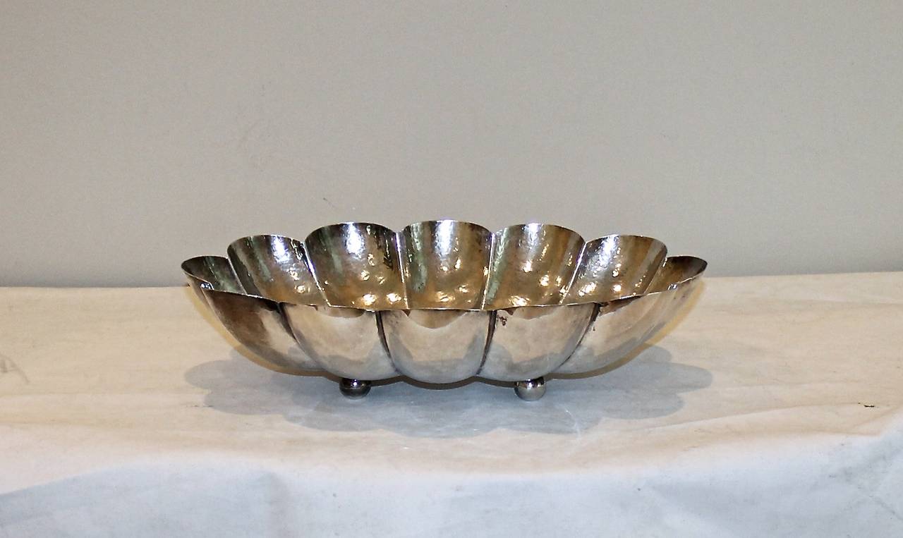 Large Casa Prieto Scalloped Silver Centerpiece Footed Bowl 2