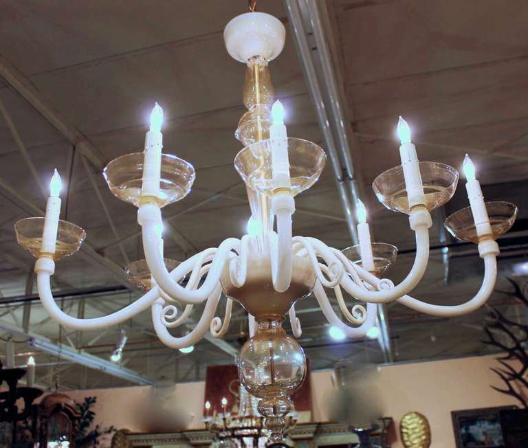 Pair of Murano Italian Glass White Gold Chandeliers In Excellent Condition For Sale In Dallas, TX