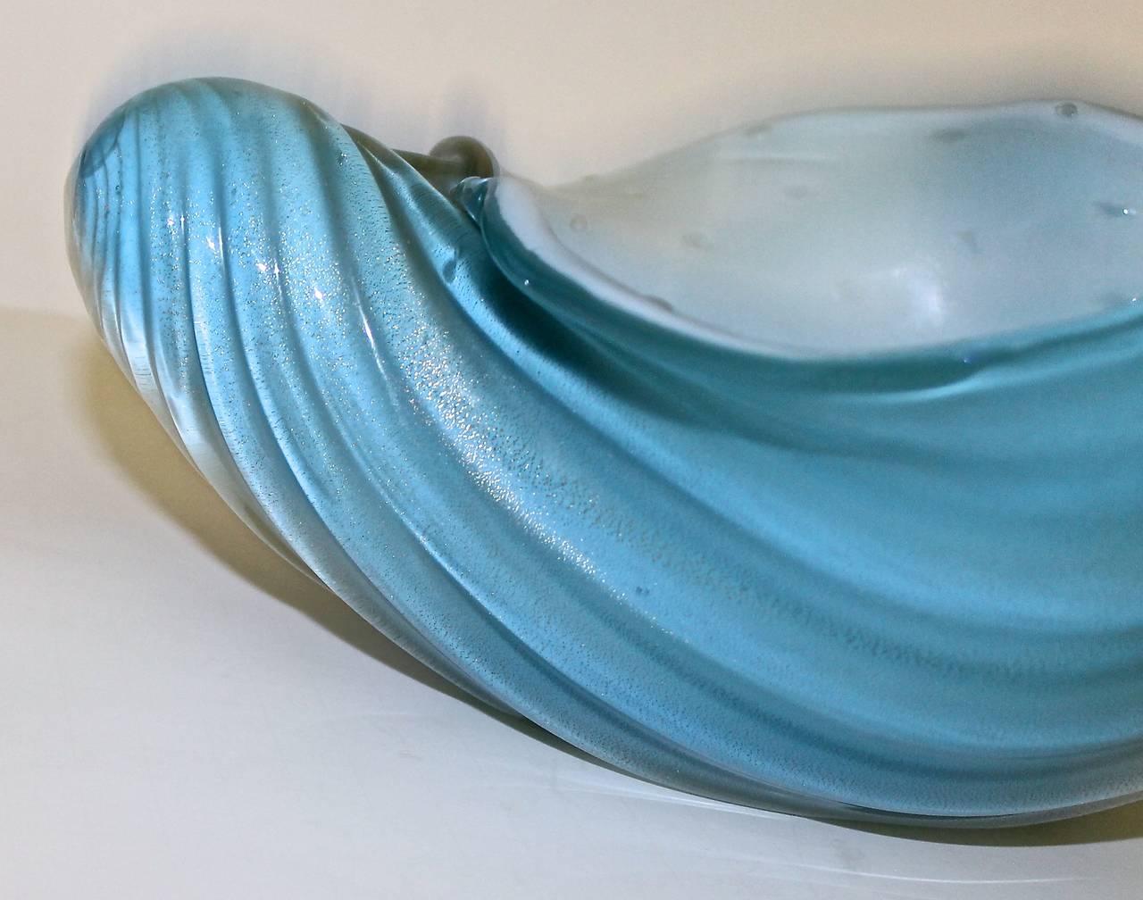 Large Alfredo Barbini Murano Blue White Shell Bowl 1