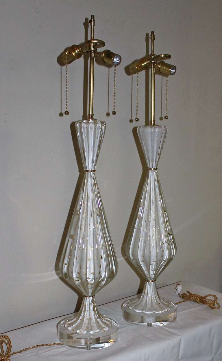 Italian Pair of Murano White and Gold Controlled Bubble Table Lamps