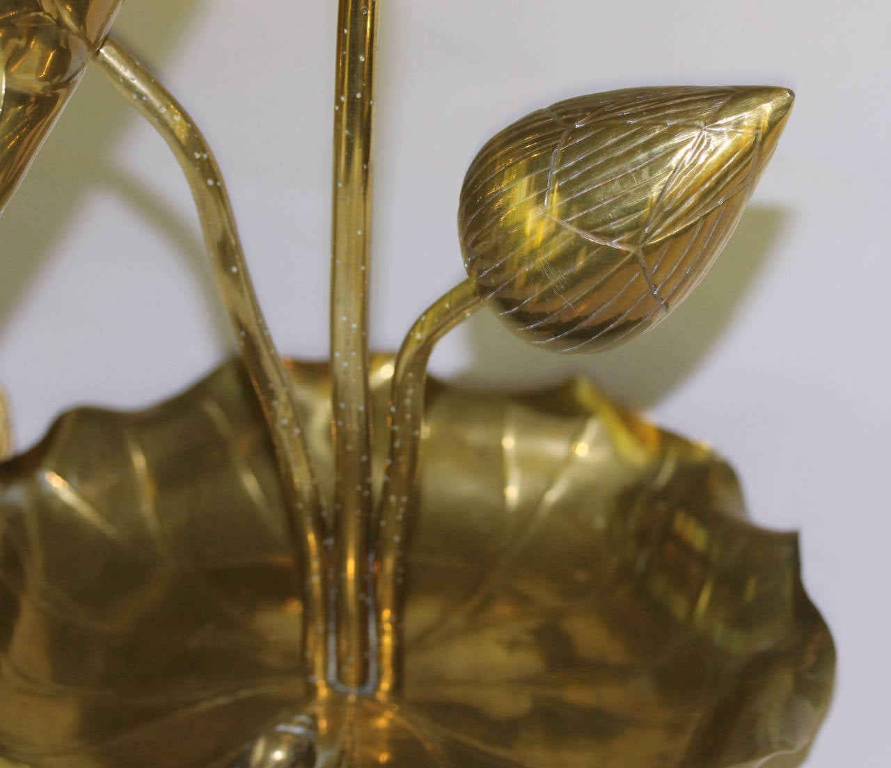 Brass Lotus Blossom Table Lamp In Good Condition In Palm Springs, CA