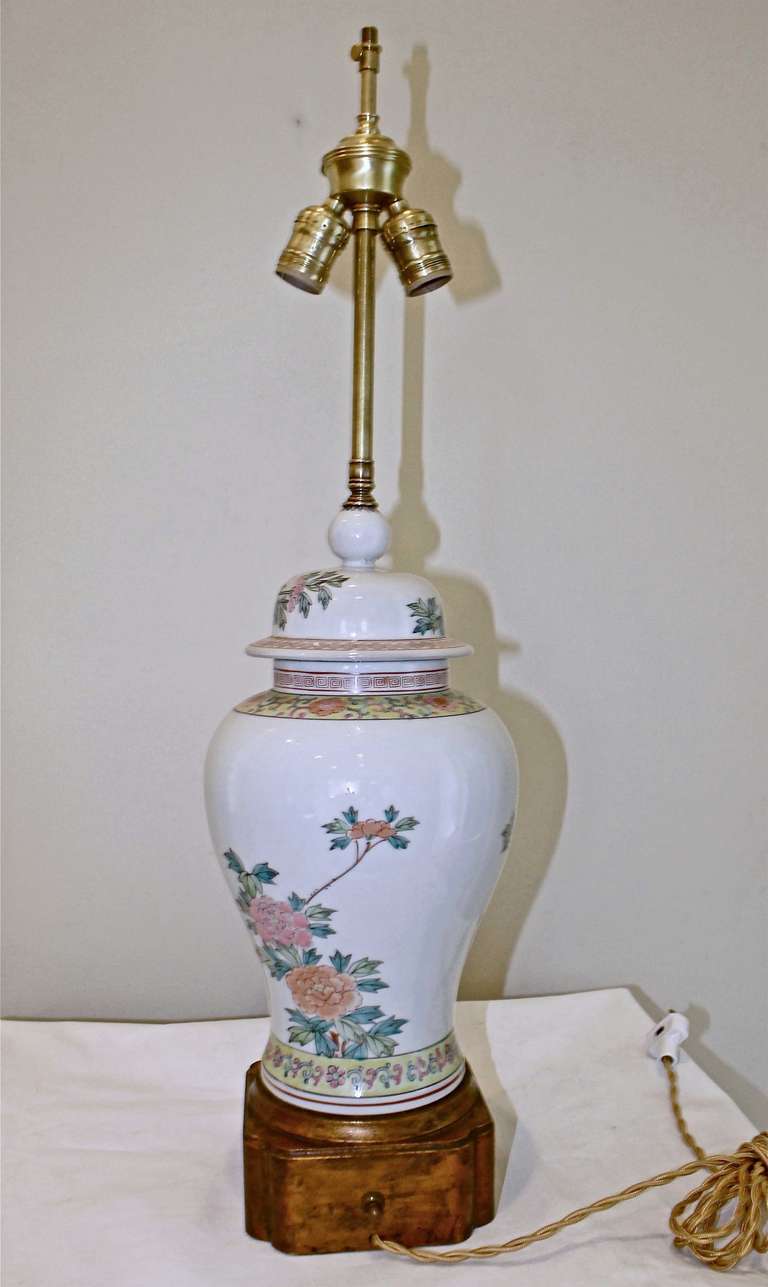 Asian, Hand-Painted Porcelain Table Lamp In Excellent Condition In Palm Springs, CA