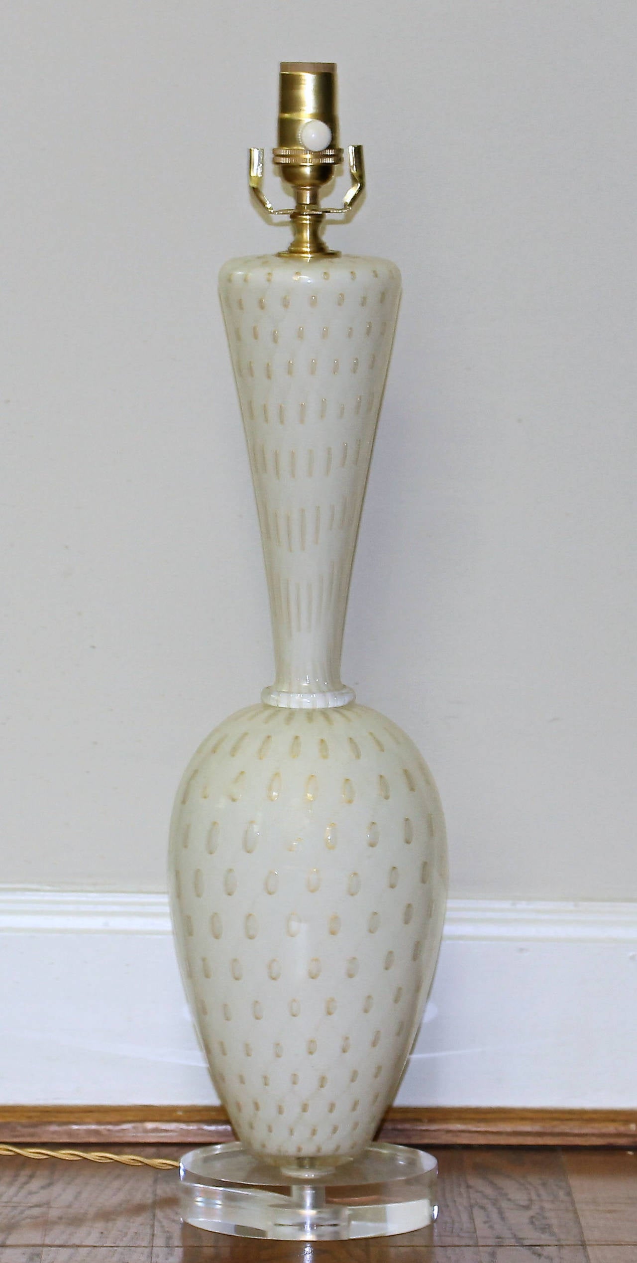 Barbini Murano White and Gold Controlled Bubble Table Lamp