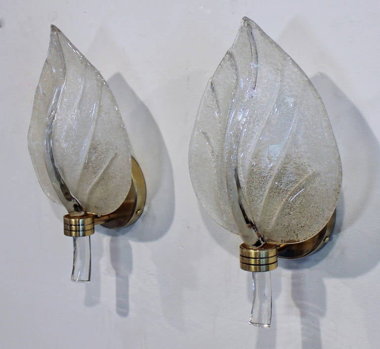 Pair of Barovier Murano Italian Glass Leaf Wall Sconces In Excellent Condition In Palm Springs, CA