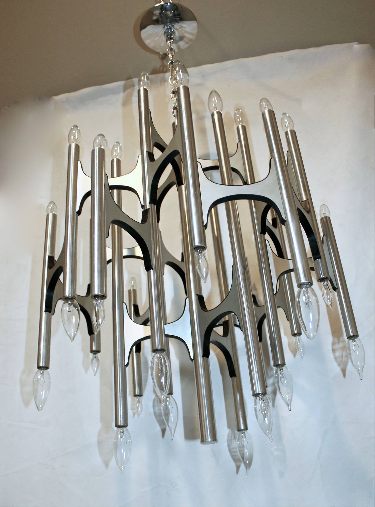 Sciolari Design Sculptural Lightolier Modernist Chandelier In Good Condition In Palm Springs, CA