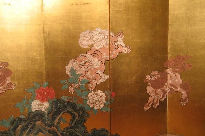 19th Century Japanese Screen Painting with Chinese Lions For Sale