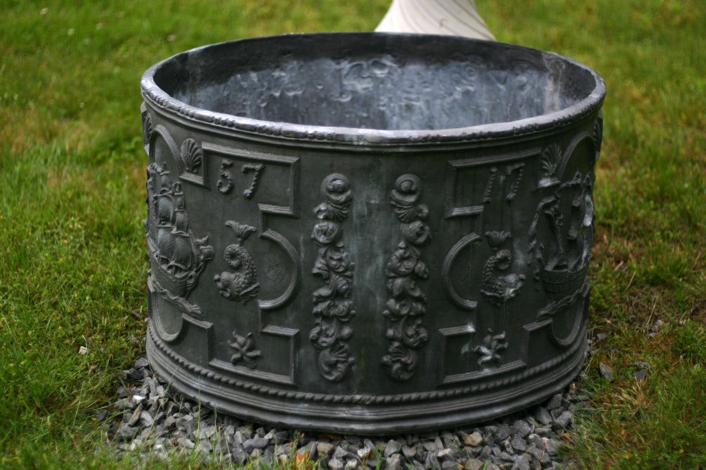 Large Round Ship Lead Planter