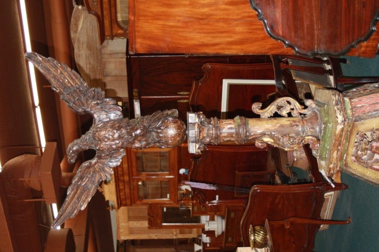 Italian Speakers Stand