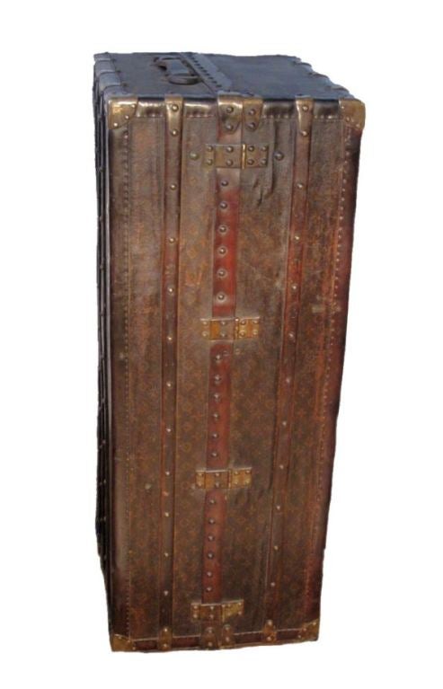 20th Century Louis Vuitton Diminutive Papillion Bachelor's Double Wardrobe