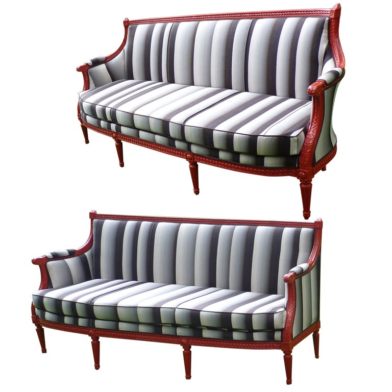 False Pair of French Red Lacquered Sofas Around 1920 For Sale