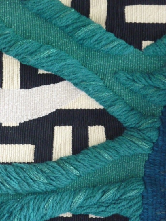 a Flemish 1960s wool flower tapestry In Excellent Condition For Sale In Sint-Kruis, BE
